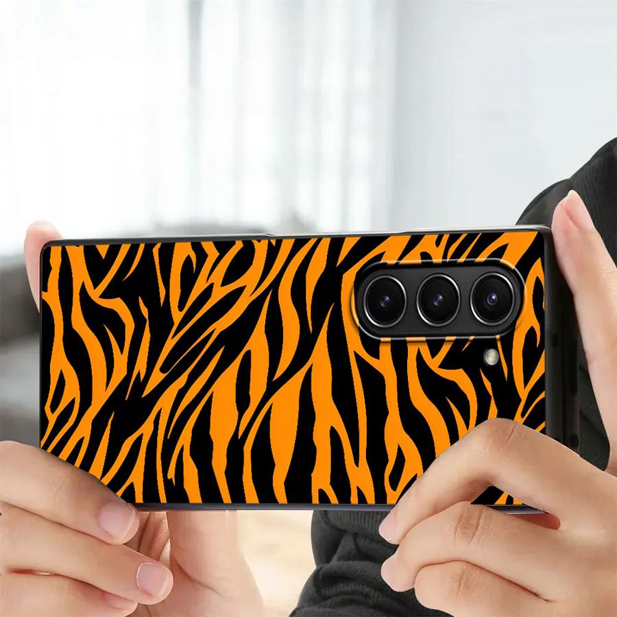 Zebra gestreifte Sonnenblumen- – Phone Cases Z Fold 4 Bewertung und Preis